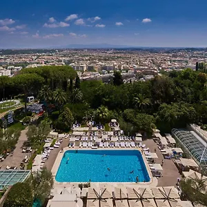 Cavalieri, A Waldorf Astoria Feriested